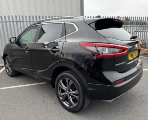 2017 Nissan Qashqai 1.5 Dci N-Connecta in Black — image 4