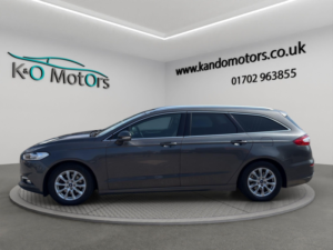 2017 Ford Mondeo 2.0 Tdci Titanium Edition Euro 6 (s/s) 5dr in Grey — image 3