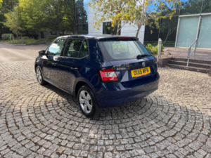 2015 Skoda Fabia 1.2 Tsi Se Euro 6 (s/s) 5dr in Blue — image 5