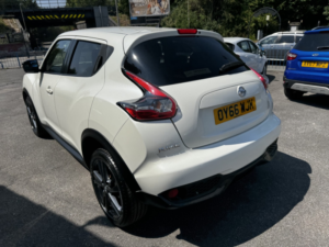 2016 Nissan Juke 1.2 Dig-T N-Connecta in White — image 3