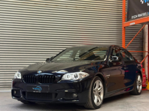 2012 BMW 5 Series 2.0 520d M Sport Steptronic Euro 5 (s/s) 4dr in Black — image 3