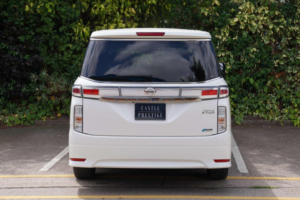 2010 Nissan Elgrand 3.5 V6 Highway Star Premium 5dr 7 Seats in White — image 6