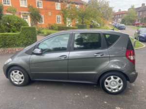 2011 Mercedes-Benz A Class 1.5 A160 Classic Se Hatchback 5dr Petrol CVT (157 G/km, 95 Bhp) in Grey — image 4