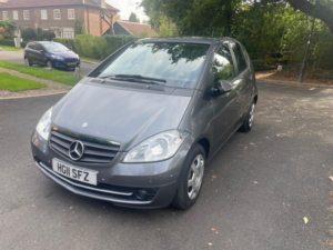 2011 Mercedes-Benz A Class 1.5 A160 Classic Se Hatchback 5dr Petrol CVT (157 G/km, 95 Bhp) in Grey — image 6