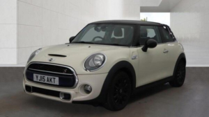 2015 MINI Hatch 2.0 Cooper S Euro 6 (s/s) 3dr in White — image 5
