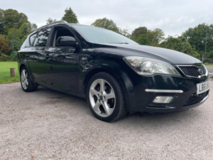 2012 Kia Ceed 1.6 Crdi 3 Sports Wagon Euro 5 5dr in Black — image 2