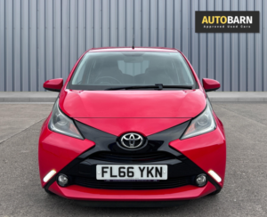 2016 Toyota Aygo 1.0 Vvt-I X-Pression Hatchback 5dr Petrol Manual Euro 6 (68 Ps) in Red — image 4