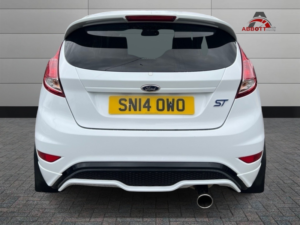 2014 Ford Fiesta 1.6 T Ecoboost St-2 in White — image 6