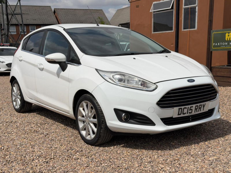 2015 Ford Fiesta 1.0t Ecoboost Titanium Euro 6 (s/s) 5dr in White — image 1