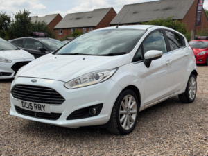 2015 Ford Fiesta 1.0t Ecoboost Titanium Euro 6 (s/s) 5dr in White — image 3
