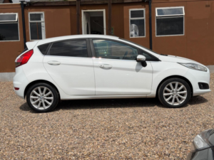 2015 Ford Fiesta 1.0t Ecoboost Titanium Euro 6 (s/s) 5dr in White — image 6