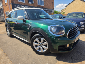 2018 MINI Countryman 1.5 Cooper SUV 5dr Petrol Manual Euro 6 (s/s) (136 Ps) in Green — image 3