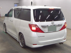 2010 Toyota Alphard 240x 8 Seats in White — image 4