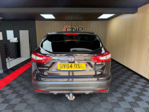 2014 Nissan Qashqai 1.5 Dci Acenta Premium SUV 5dr Diesel Manual 2WD Euro 5 (s/s) (110 Ps) in Black — image 3