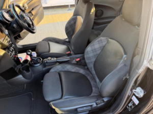 2018 MINI Hatch 2.0 Cooper S Euro 6 (s/s) 3dr in Black — image 2