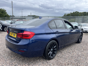 2017 BMW 3 Series 2.0 320d Se Saloon in Blue — image 2