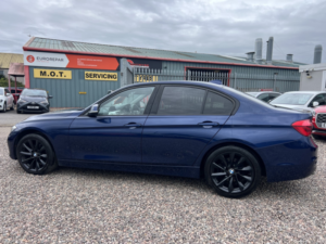 2017 BMW 3 Series 2.0 320d Se Saloon in Blue — image 6