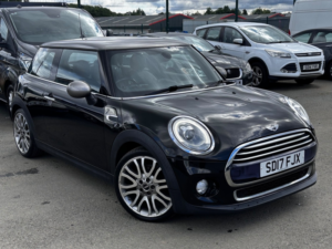 2017 MINI Hatch