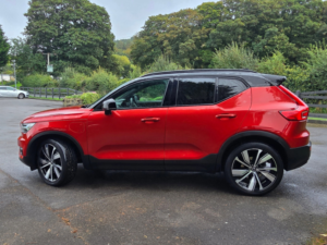 2022 Volvo Xc40 1.5h T5 Twin Engine Recharge 10.7kwh R-Design Pro SUV 5dr Petrol Plug-In Hybrid Auto Euro 6 (s/s) (262 Ps) in Red — image 6