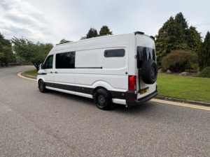 2017 Man Tge 2.0 3140d Panel Van 5dr Diesel Manual Fwd Lwb High Roof Euro 6 (s/s) (140 Ps) in White — image 3