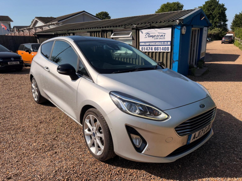 2017 Ford Fiesta 1.5 Tdci Titanium Euro 6 (s/s) 3dr in Silver — image 1