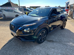 2024 Nissan Juke 1.6 N-Connecta SUV 5dr Petrol Hybrid Auto Euro 6 (143 Ps) in Black — image 3