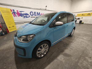 2016 Volkswagen Up! 1.0 Bluemotion Tech Move Up! in Blue — image 4