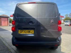 2023 Citroen Dispatch 2.0 Bluehdi 1400 Enterprise Edition M Panel Van 6dr Diesel Manual Fwd 2 Euro 6 (s/s) (145 Ps) in Grey — image 5