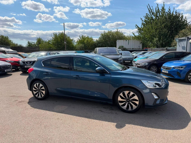 2019 Ford Focus 1.5 Ecoblue Zetec Euro 6 (s/s) 5dr in Blue — image 1