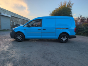 2016 Volkswagen Caddy Maxi 2.0 Tdi C20 Bluemotion Tech Startline Lwb Euro 6 (s/s) 6dr in Blue — image 6