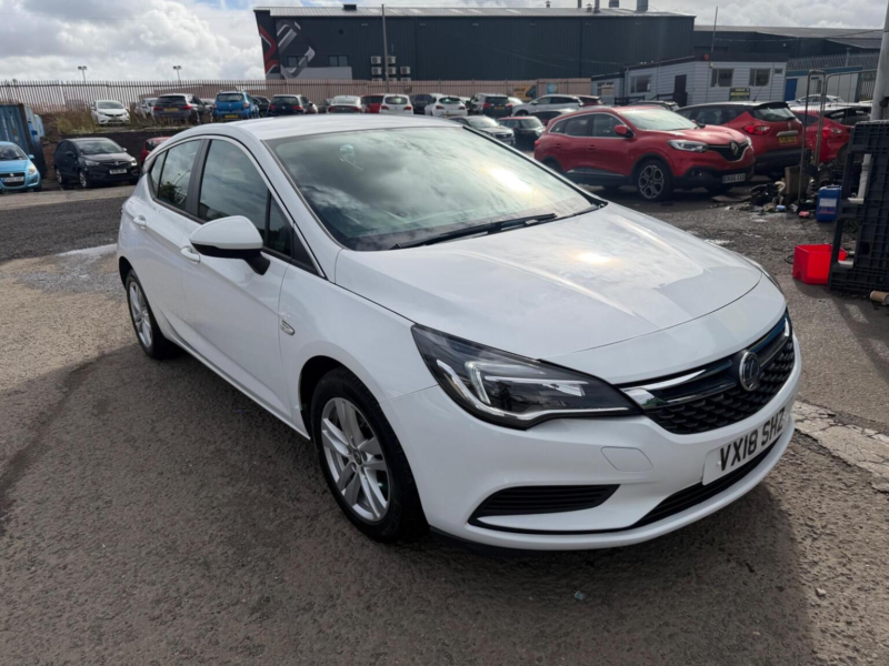 2018 Vauxhall Astra 1.6 Cdti Ecoflex Design Euro 6 (s/s) 5dr in White — image 1