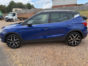 2018 SEAT Arona 1.0 Tsi Fr Sport Euro 6 (s/s) 5dr in Blue — image 5