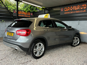 2016 Mercedes-Benz Gla 2.1 Gla220d Sport in Grey — image 5