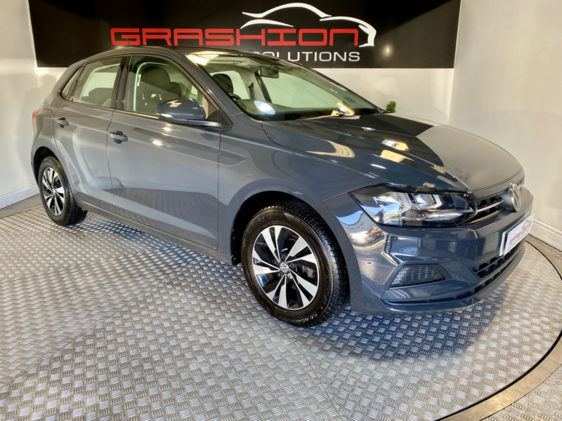 2018 Volkswagen Polo 1.0 Tsi Se in Grey — image 1