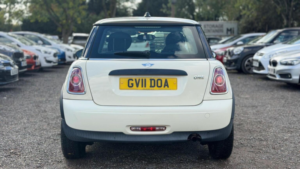 2011 MINI Hatch 1.6 One Euro 5 3dr in White — image 6