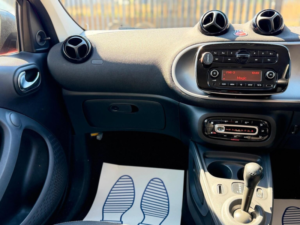 2016 Smart Forfour 1.0 Passion Twinamic Euro 6 (s/s) 5dr in Red — image 5