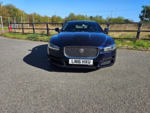2016 Jaguar Xe 2.0 Gtdi Portfolio Auto Euro 6 (s/s) 4dr in Blue — image 3