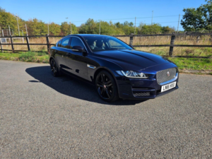 2016 Jaguar Xe 2.0 Gtdi Portfolio Auto Euro 6 (s/s) 4dr in Blue — image 4