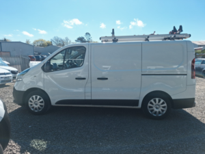 2021 Renault Trafic 2.0 Sl28 Energy Dci 120 Business+ My19 in White — image 5