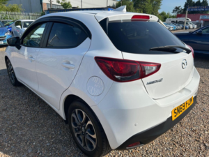 2019 Mazda Mazda2 1.5 Skyactiv-G Sport Nav+ Euro 6 (s/s) 5dr in White — image 5