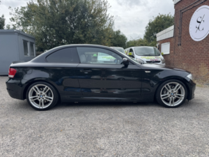 2009 BMW 1 Series 3.0 135i M Sport in Black — image 2