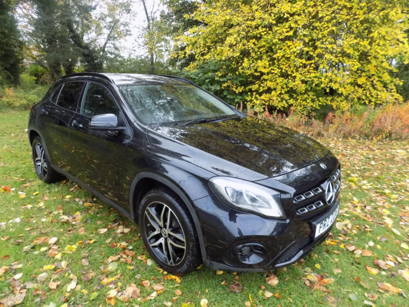 2019 Mercedes-Benz Gla 1.6 Gla180 Urban Edition Euro 6 (s/s) 5dr in Black — image 1