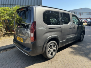 2024 Peugeot Rifter Drive From / Passenger Up Front Wheelchair Accessible Vehicle Wav in Grey — image 3