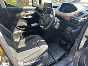2024 Peugeot Rifter Drive From / Passenger Up Front Wheelchair Accessible Vehicle Wav in Grey — image 4