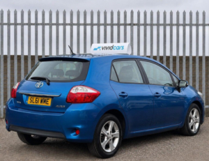 2011 Toyota Auris 1.33 Dual Vvt-I Edition Euro 5 (s/s) 5dr in Blue — image 5