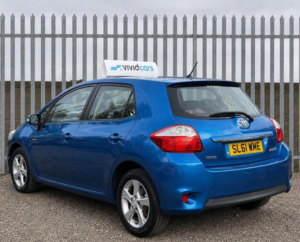 2011 Toyota Auris 1.33 Dual Vvt-I Edition Euro 5 (s/s) 5dr in Blue — image 6