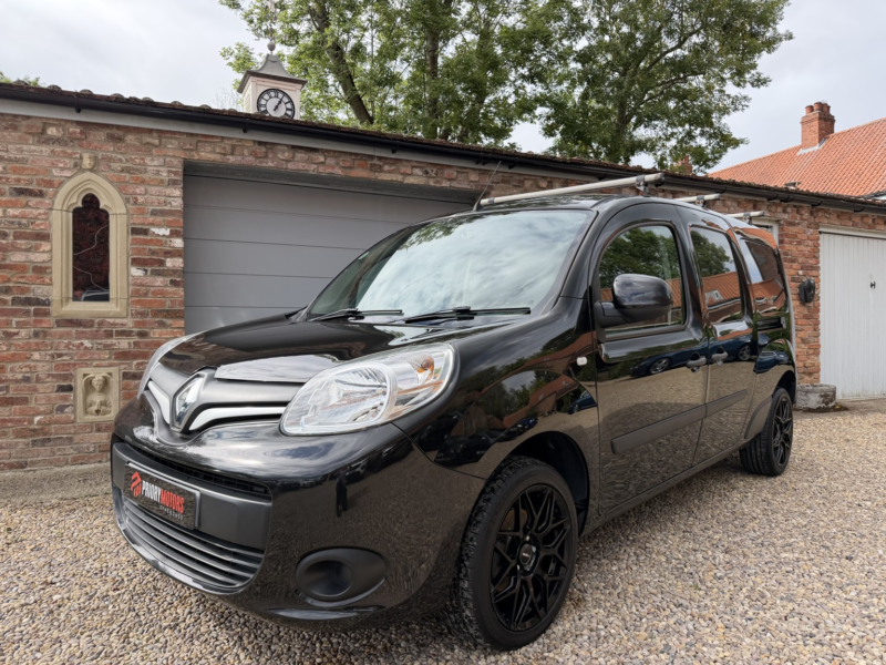 2019 Renault Kangoo Maxi 1.5 Ll21 Energy Dci 95 Business+ My19 in Black — image 1