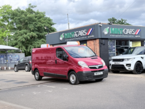 2013 Vauxhall Vivaro 2.0 2900 Cdti Ecoflex in Red — image 3
