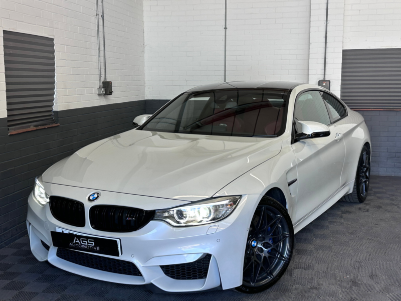 2017 BMW M4 3.0 Biturbo Competition Coupe 2dr Petrol Dct Euro 6 (s/s) (450 Ps) in White — image 1