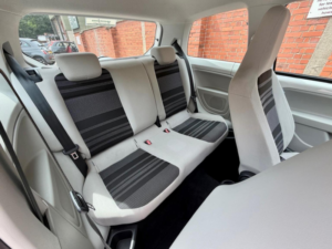 2012 SEAT Mii 1.0 12v Se Euro 5 3dr in White — image 4